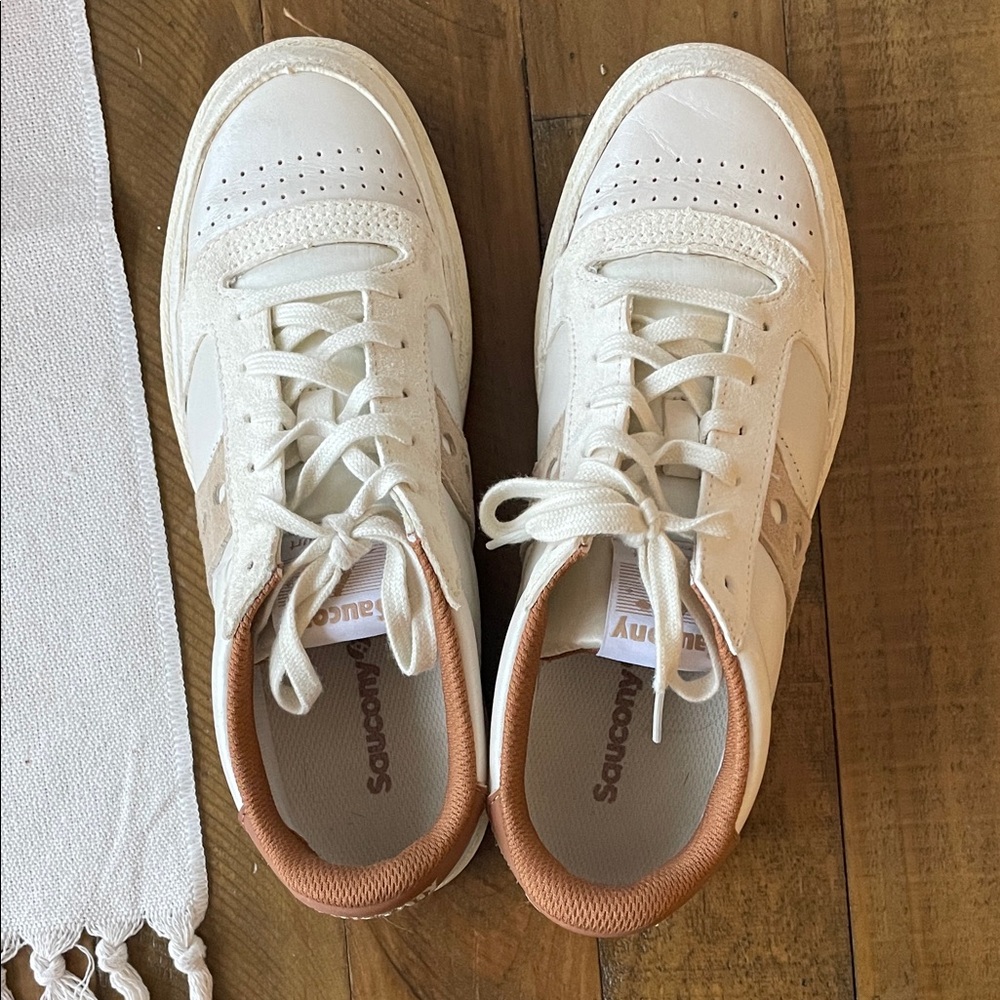 Saucony Women's Cream and Tan Sneakers